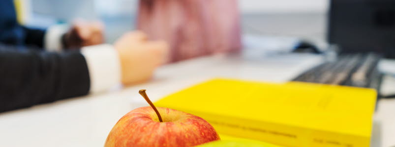 &Auml;pplen o gula rapporter Scandinav DSC05175.jpg